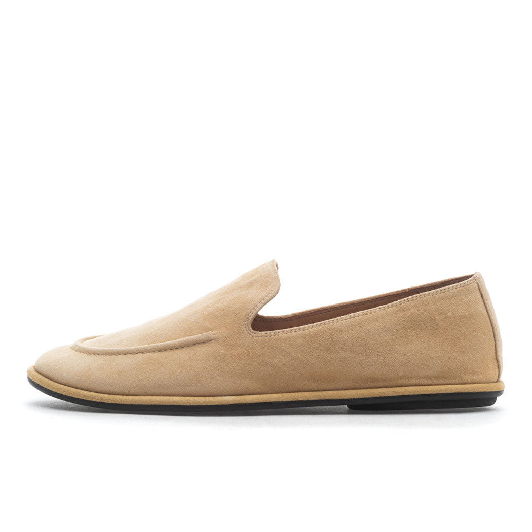 Icon Suede Closed Flat