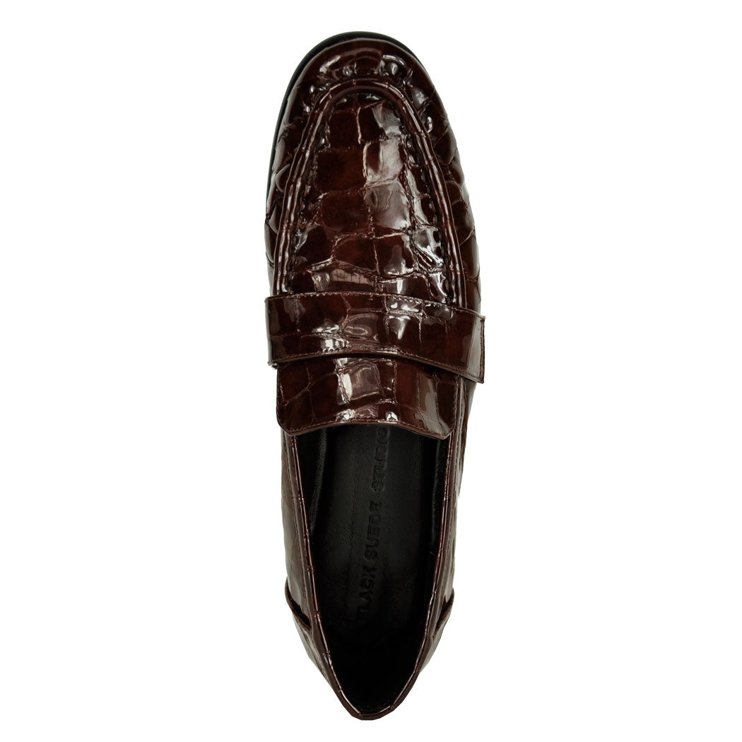 Arrow-Croco Croco Patent Closed Flat
