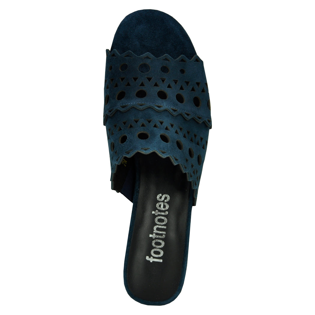 Hako Suede Heel Slide – Footnotes