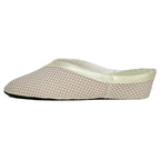 4640 Mesh V-Trim Slipper