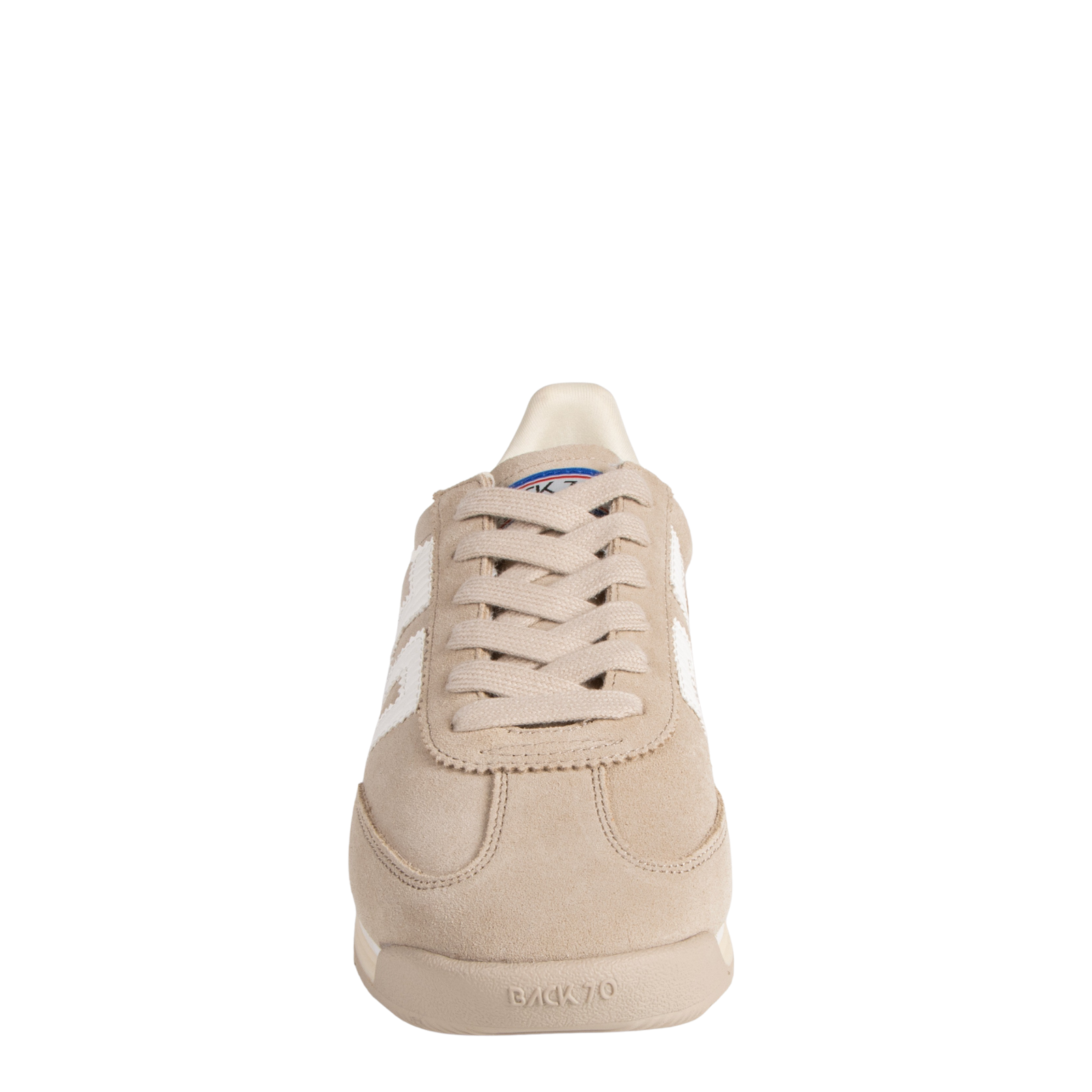 BARKLEY STRIKE in SAND, front view
